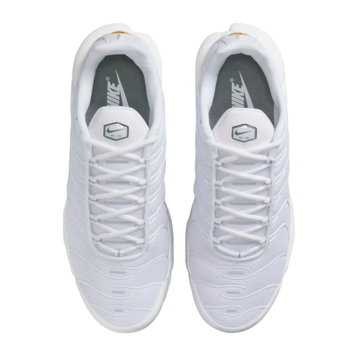 AIR MAX PLUS TRIPLE WHITE